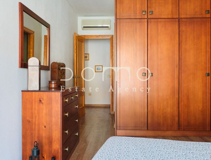 Image No.14-3 Bed Property for sale