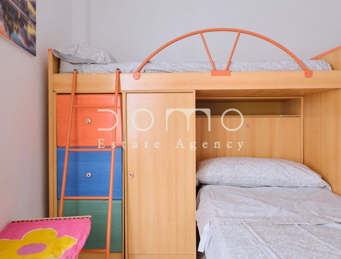 Image No.17-3 Bed Property for sale