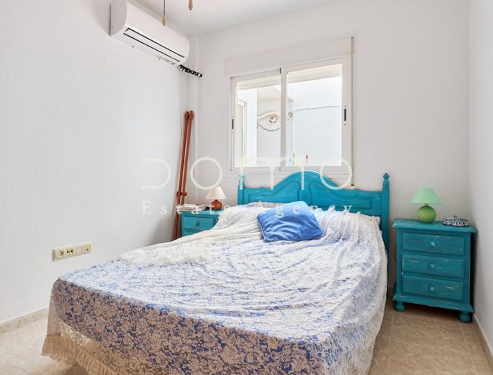 Image No.22-3 Bed Property for sale