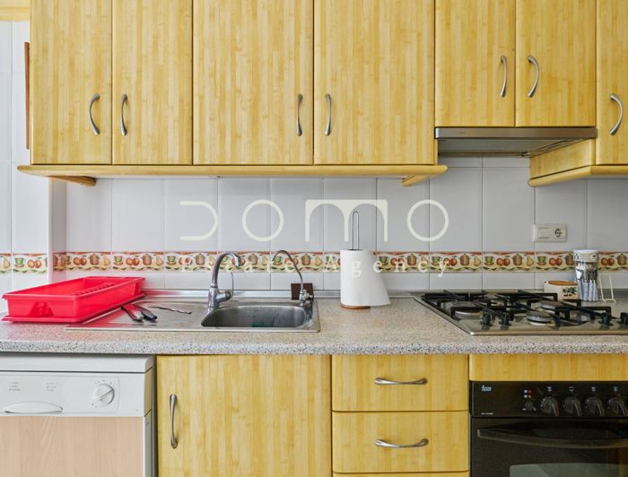 Image No.26-3 Bed Property for sale