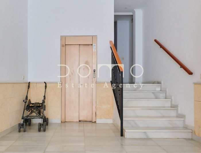 Image No.3-3 Bed Property for sale