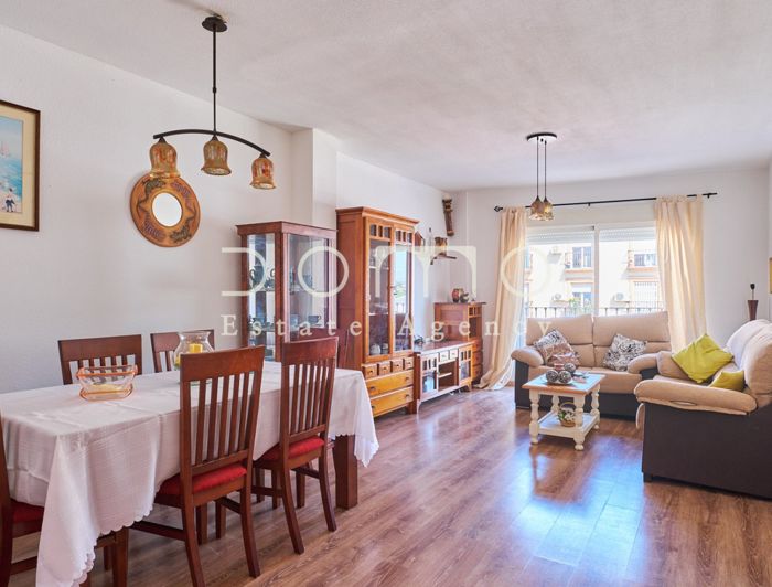 Image No.5-3 Bed Property for sale