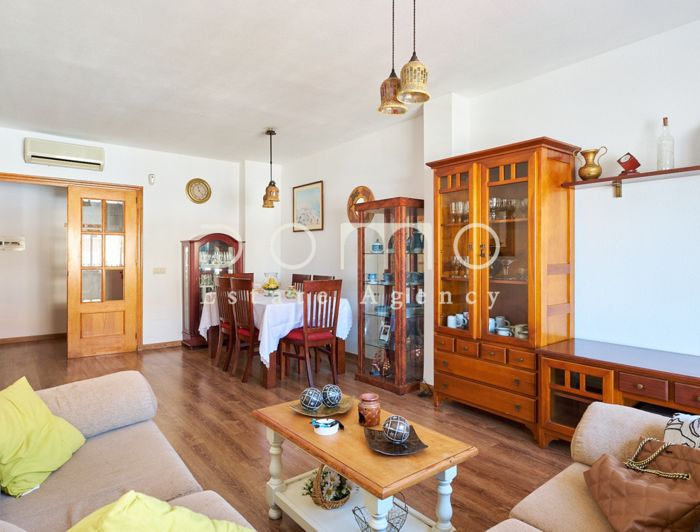 Image No.7-3 Bed Property for sale