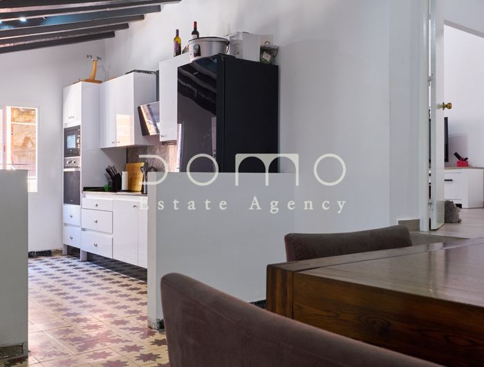 Image No.25-6 Bed Property for sale