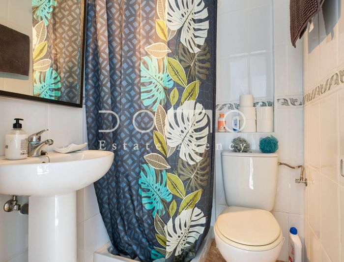 Image No.46-6 Bed Property for sale