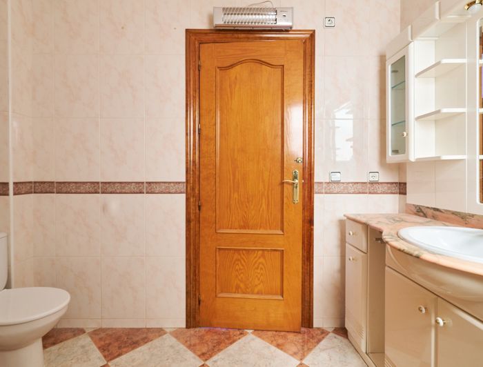 Image No.22-4 Bed Property for sale