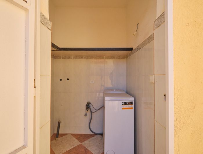 Image No.35-4 Bed Property for sale