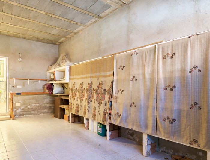 Image No.47-4 Bed Property for sale