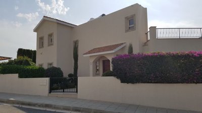 Detached Villa For Sale  in  Peyia