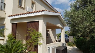 Detached Villa For Sale  in  Peyia