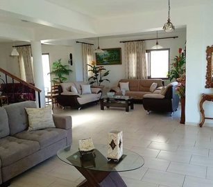Detached Villa For Sale  in  Geroskipou