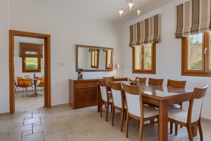 Image No.9-5 Bed Villa for sale