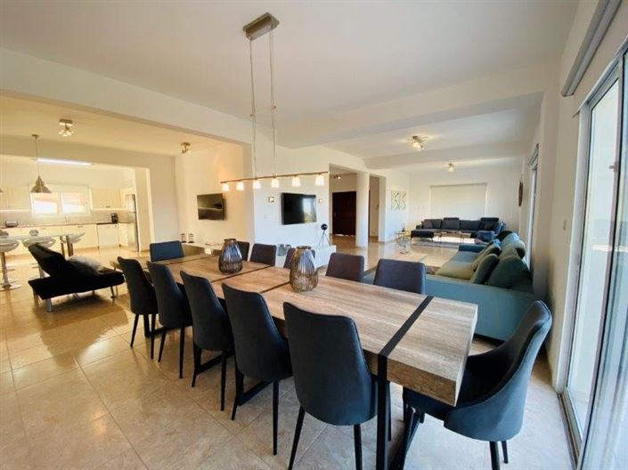 Image No.7-5 Bed Villa for sale