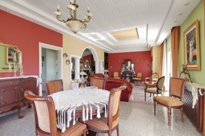 Detached Villa For Sale  in  Empa