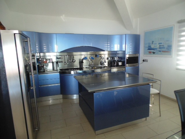 Image No.8-Villa de 4 chambres à vendre à Paphos