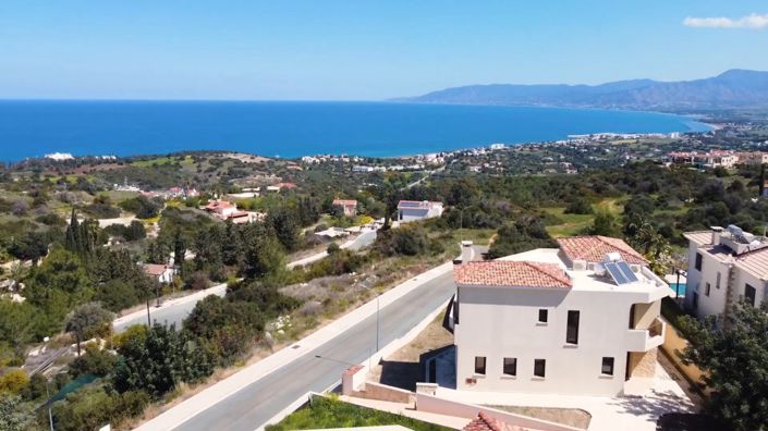 Image No.1-3 Bed Villa for sale