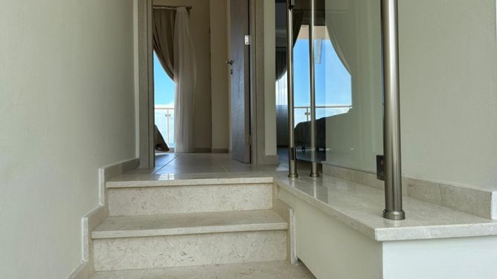 Image No.7-3 Bed Villa for sale