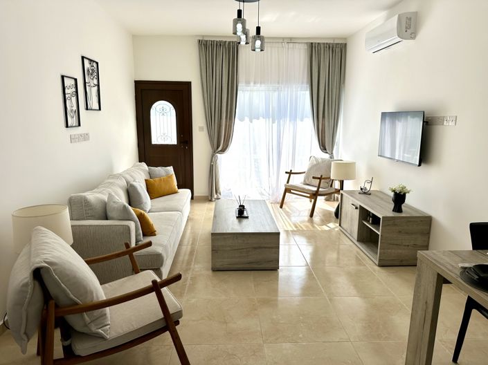 Image No.2-2 Bed Townhouse for sale