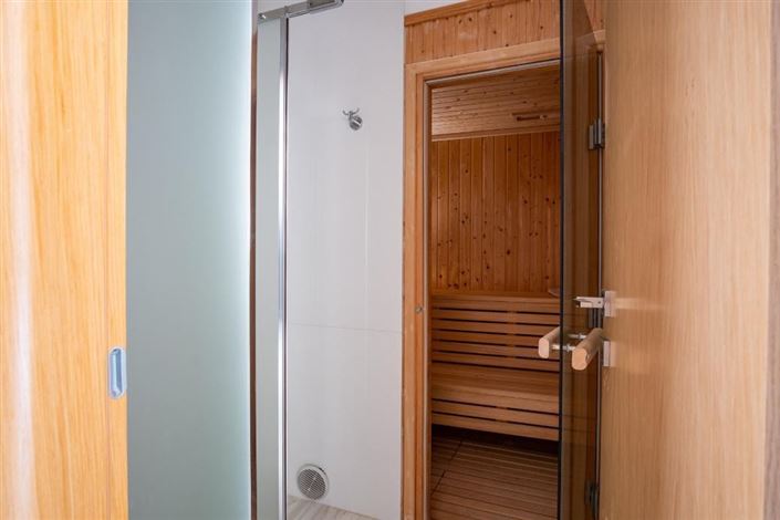 Image No.10-3 Bed Villa for sale