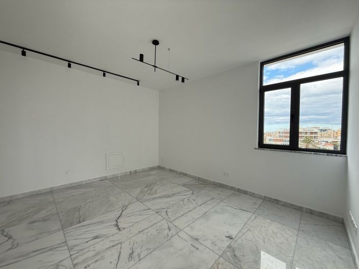 Image No.4-1 Bed Apartment for sale