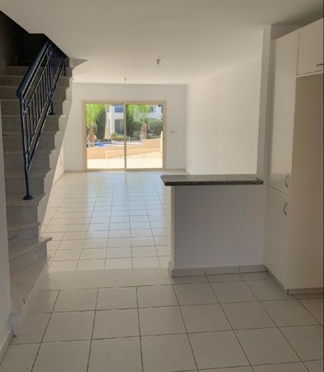 Image No.2-2 Bed Townhouse for sale