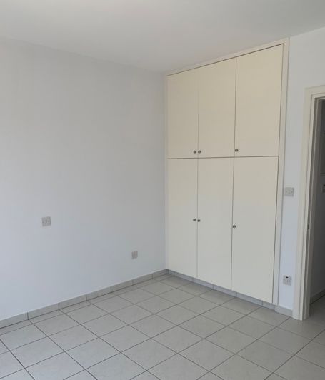 Image No.5-2 Bed Townhouse for sale