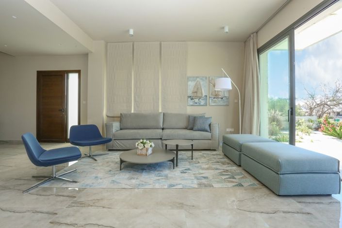 Image No.10-3 Bed Villa for sale