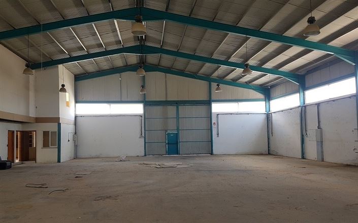 Image No.5-7 Bed Commercial for sale