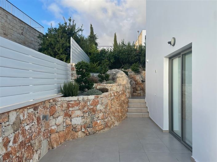 Image No.5-3 Bed Villa for sale