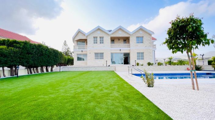 Image No.5-5 Bed Villa for sale