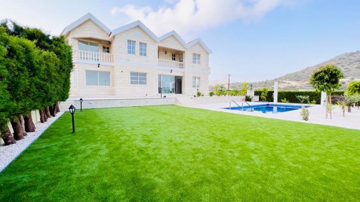 Image No.7-5 Bed Villa for sale