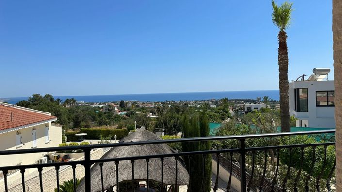 Image No.3-4 Bed Villa for sale