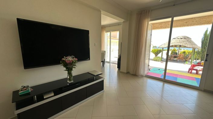 Image No.8-4 Bed Villa for sale