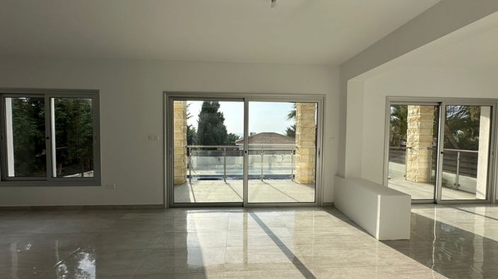 Image No.4-5 Bed Villa for sale