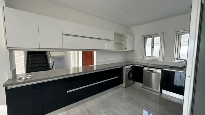 Image No.7-5 Bed Villa for sale