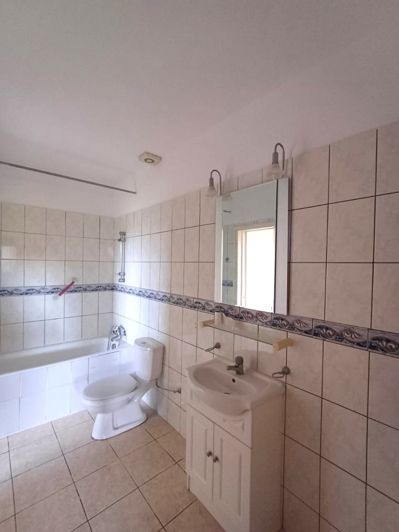 Image No.8-3 Bed Apartment for sale