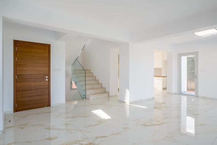 Image No.7-5 Bed Villa for sale