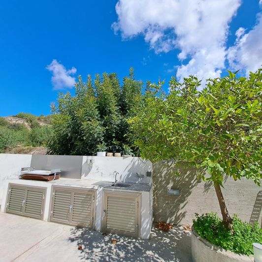 Image No.5-5 Bed Villa for sale