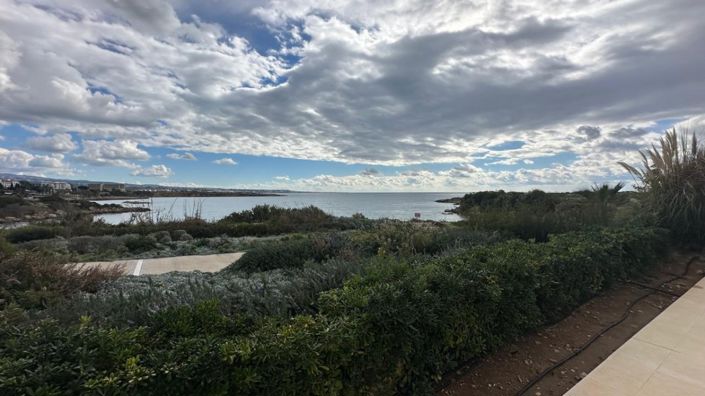 Image No.2-Villa de 5 chambres à vendre à Paphos