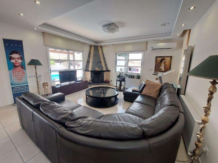 Image No.5-3 Bed Villa for sale