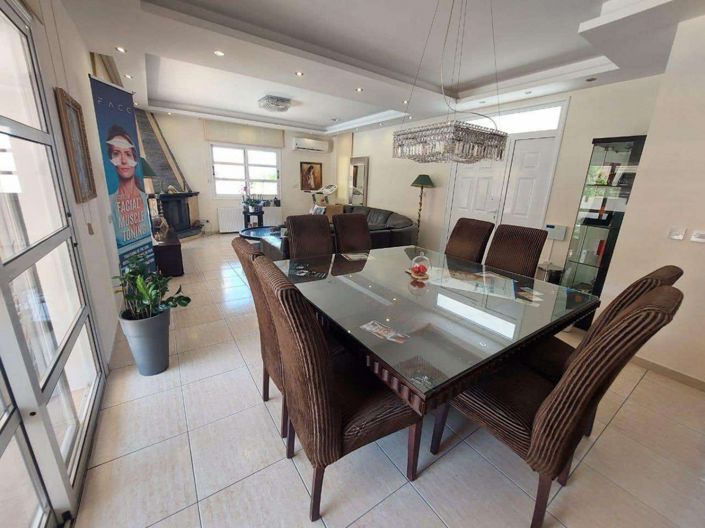 Image No.8-3 Bed Villa for sale