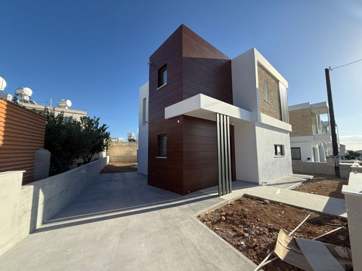 Image No.3-3 Bed Villa for sale