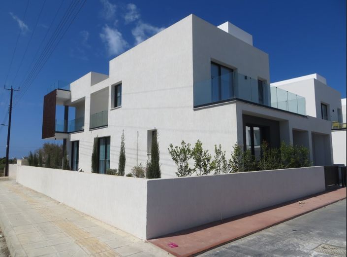 Image No.2-4 Bed Villa for sale