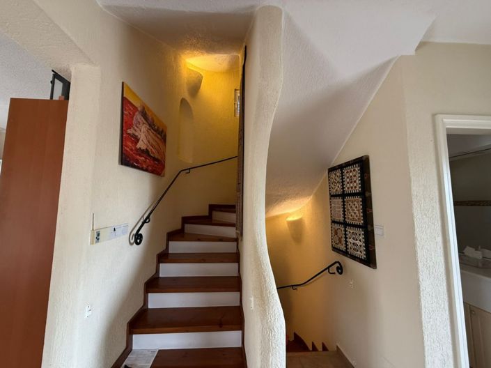 Image No.5-Villa de 5 chambres à vendre à Chlorakas