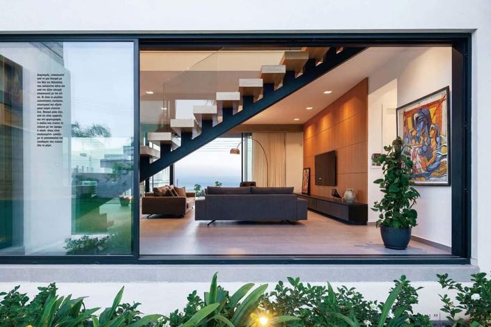 Image No.2-4 Bed Villa for sale