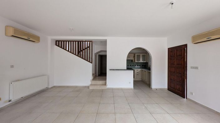 Image No.10-3 Bed Villa for sale