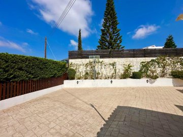 Detached Villa For Sale  in  Acheleia