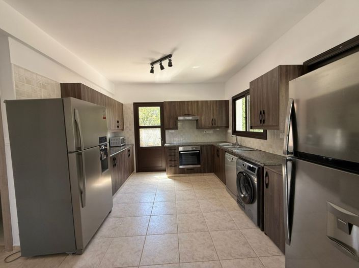 Image No.3-4 Bed Villa for sale