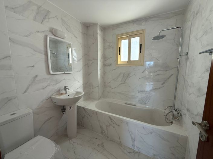 Image No.6-3 Bed Villa for sale