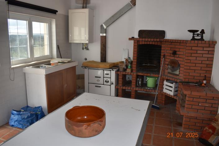 Image No.13-4 Bed House for sale